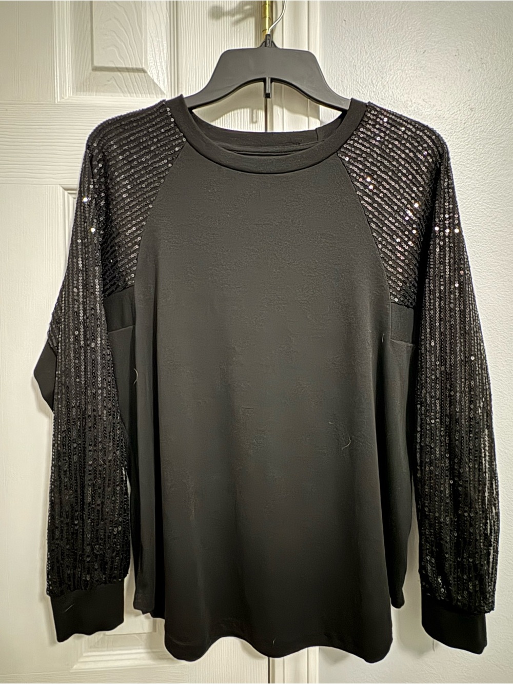 Women’s Black Sequin Sleeve Pullover Top